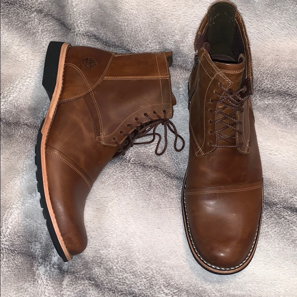 Men’s Timberland Boots! Never worn!
